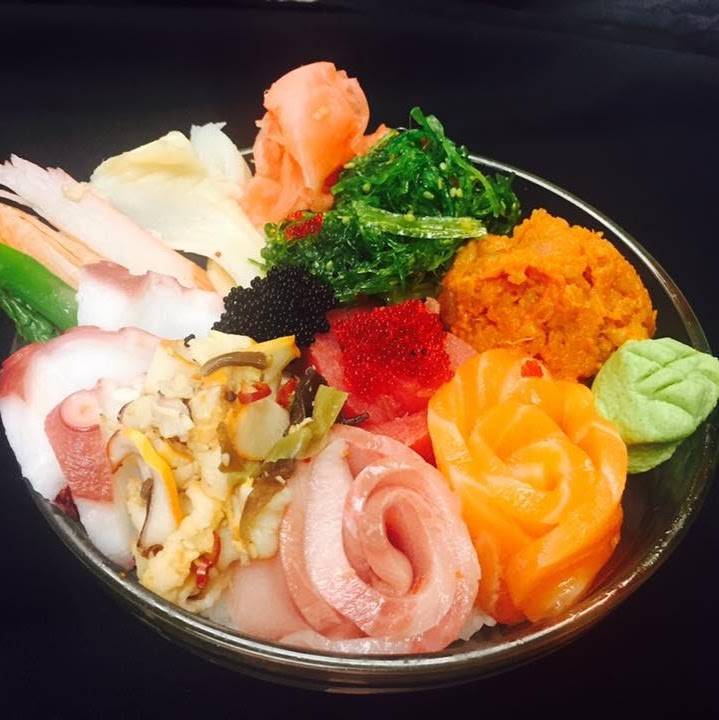 Ocean Blue Asian Fusion, LLC | restaurant | 2475 McMullen Booth Rd Ste M, Clearwater, FL 33759, USA | 7277916640 OR +1 727-791-6640