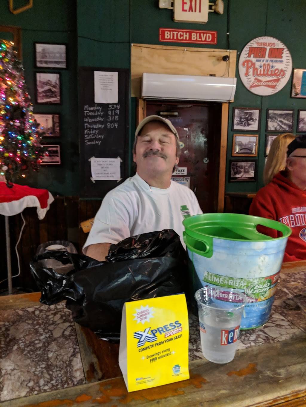 Pier One Bar and Grill | restaurant | 3501 G St, Philadelphia, PA 19134, USA | 2156348928 OR +1 215-634-8928