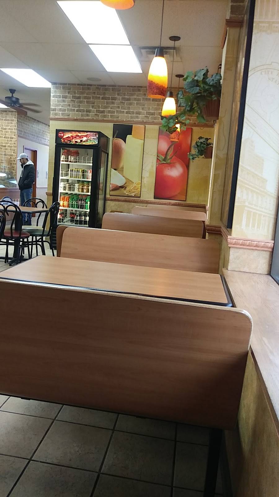 Subway | meal takeaway | 2302 L St, Omaha, NE 68107, USA | 4027338733 OR +1 402-733-8733