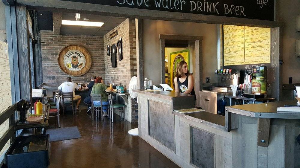 Beer Dogs | restaurant | 7032 Sylvan Rd, Citrus Heights, CA 95610, USA | 9165472597 OR +1 916-547-2597