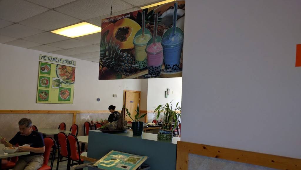 Pho City | restaurant | 2445 4th Ave S #108, Seattle, WA 98134, USA | 2066287075 OR +1 206-628-7075