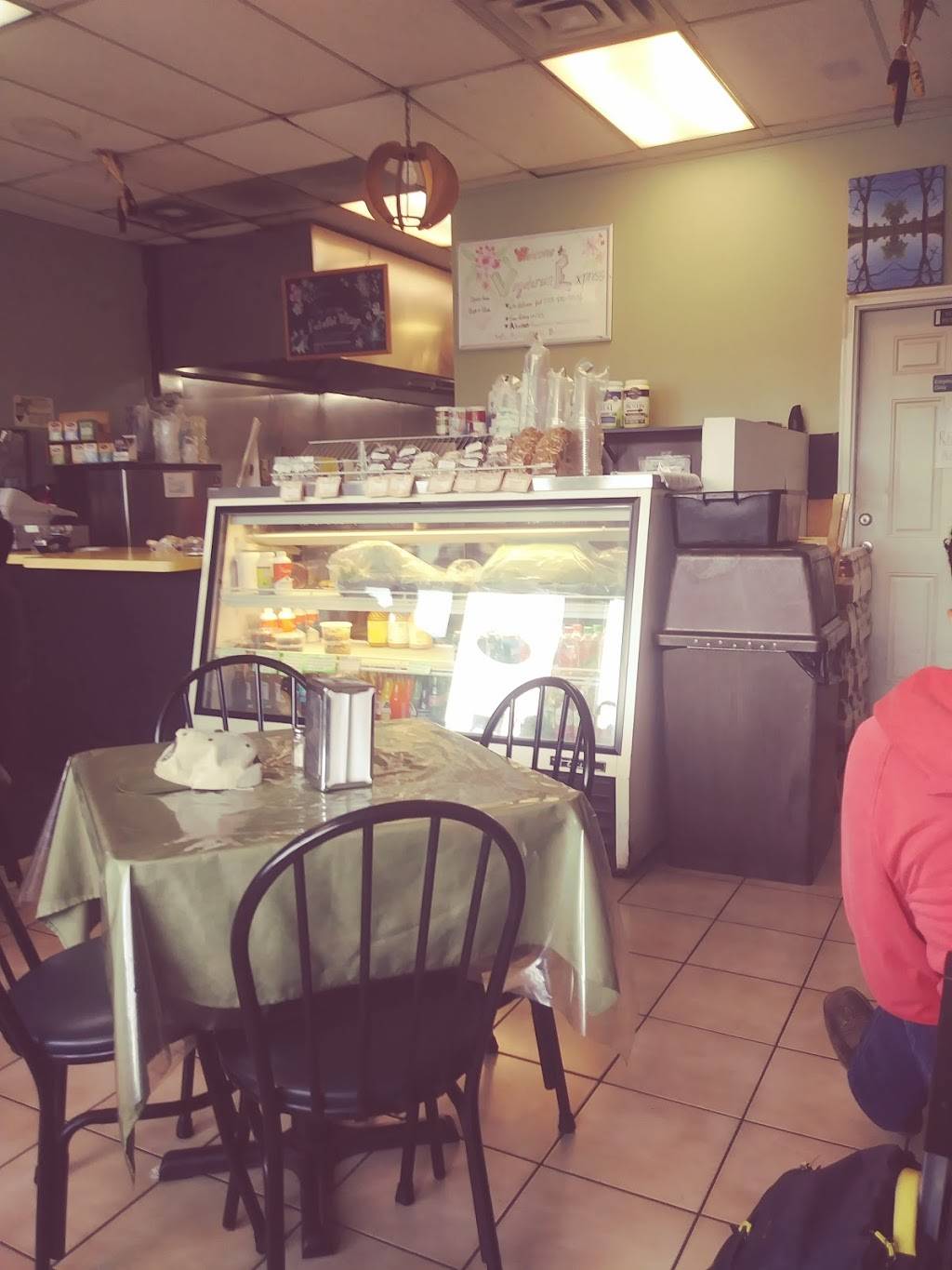 Vegetarian Express | restaurant | 3109 N Halsted St, Chicago, IL 60657, USA | 7733022881 OR +1 773-302-2881