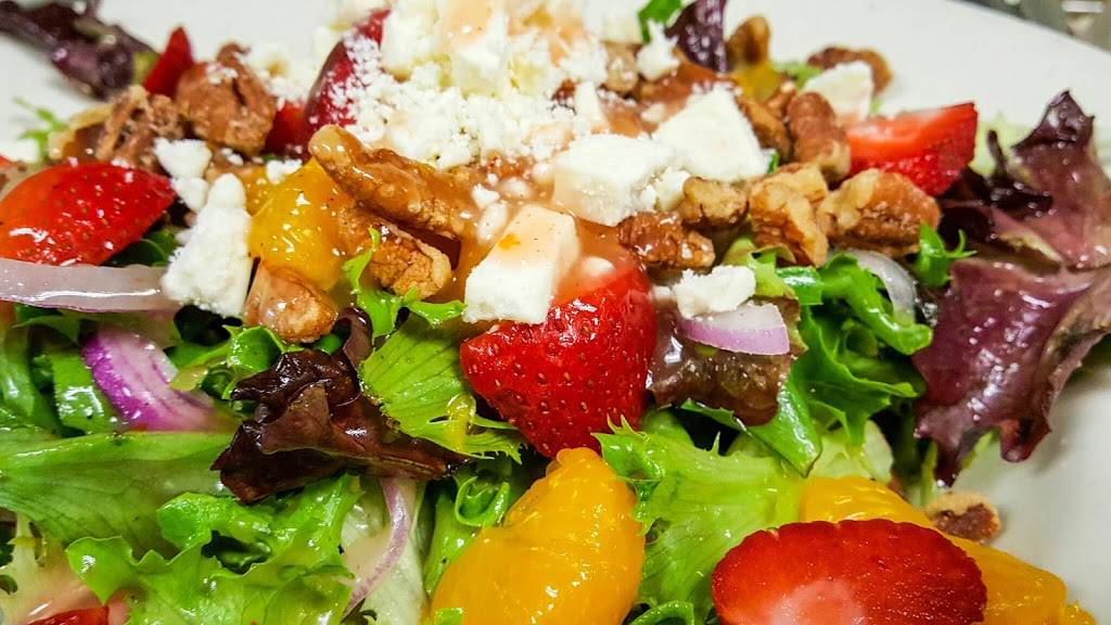 Suzies Diner | restaurant | 4867, 76 Lowell Rd, Hudson, NH 03051, USA | 6038832741 OR +1 603-883-2741