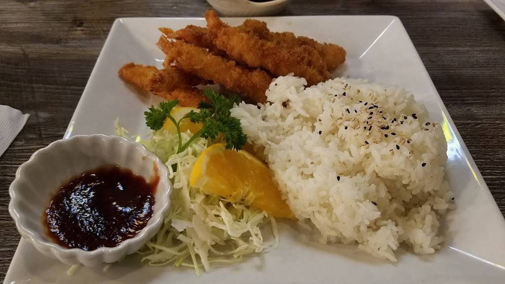 AKI SUSHI | restaurant | 145 E Sunset Rd A-100, El Paso, TX 79922, USA | 9157608888 OR +1 915-760-8888