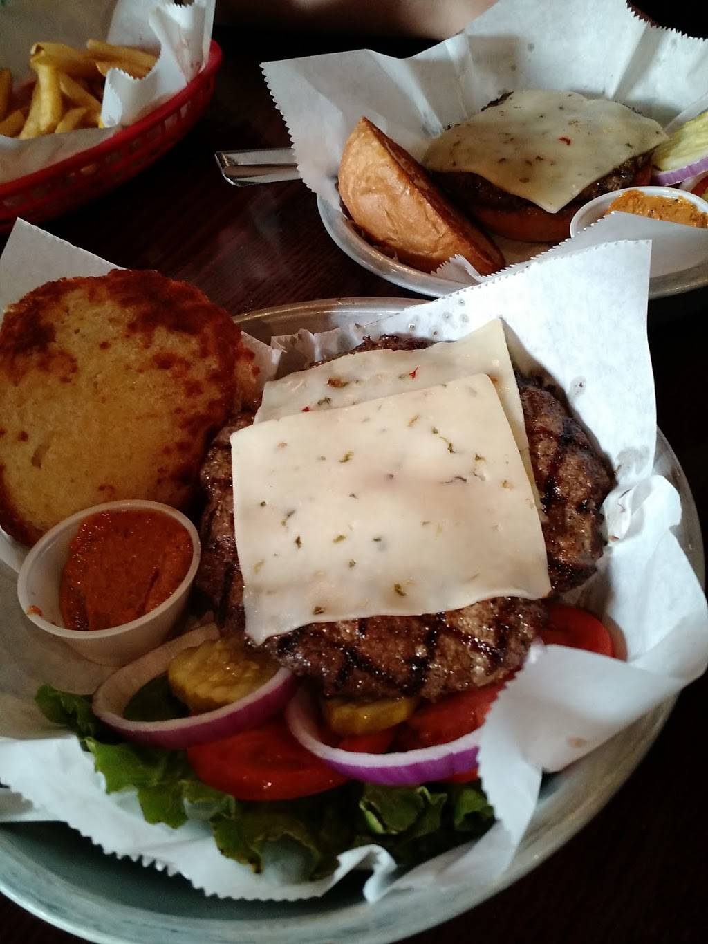 Bubs Burgers & Ice Cream | restaurant | 480 N Morton St, Bloomington, IN 47404, USA | 8123312827 OR +1 812-331-2827