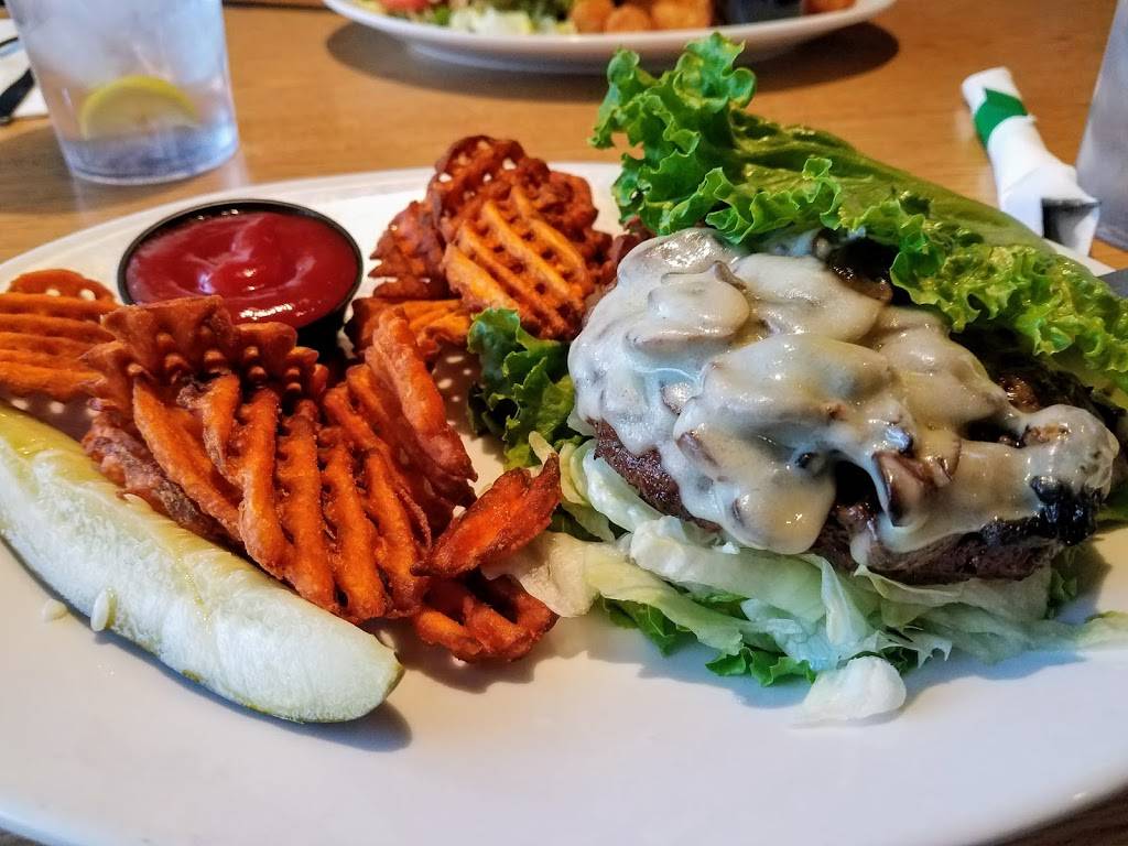 CKs Tavern & Grill | restaurant | 4142 E Chandler Blvd, Phoenix, AZ 85048, USA | 4807065564 OR +1 480-706-5564