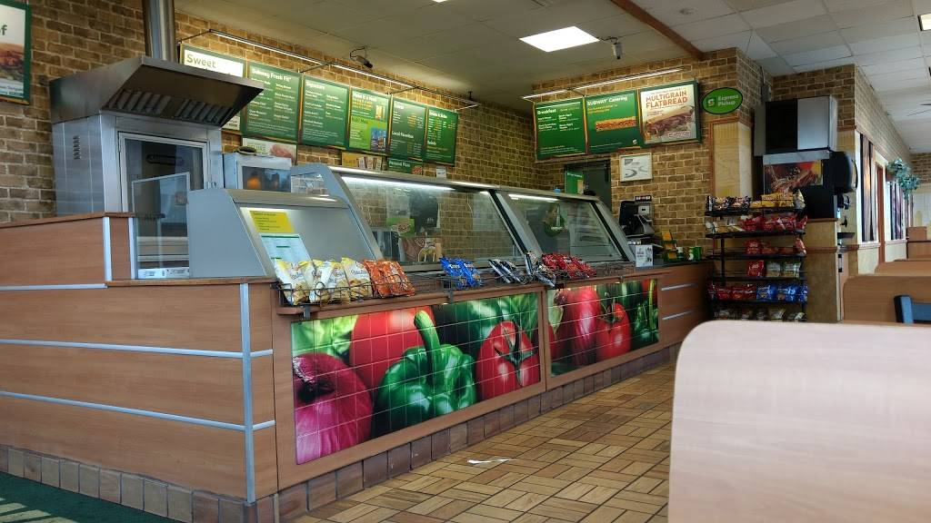 Subway | restaurant | 40341 Michigan Ave, Canton, MI 48188, USA | 7347288361 OR +1 734-728-8361