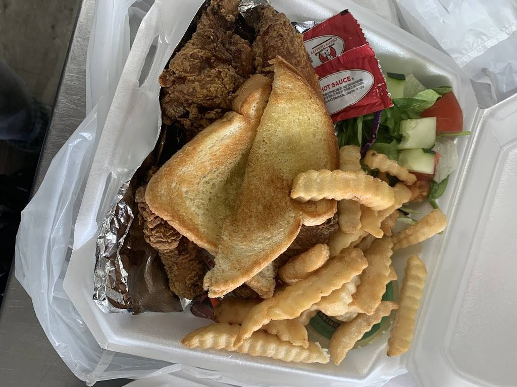 Karol`s Kitchen And Catering | restaurant | 8430 W Vienna Ave, Milwaukee, WI 53222, USA | 4143136363 OR +1 414-313-6363