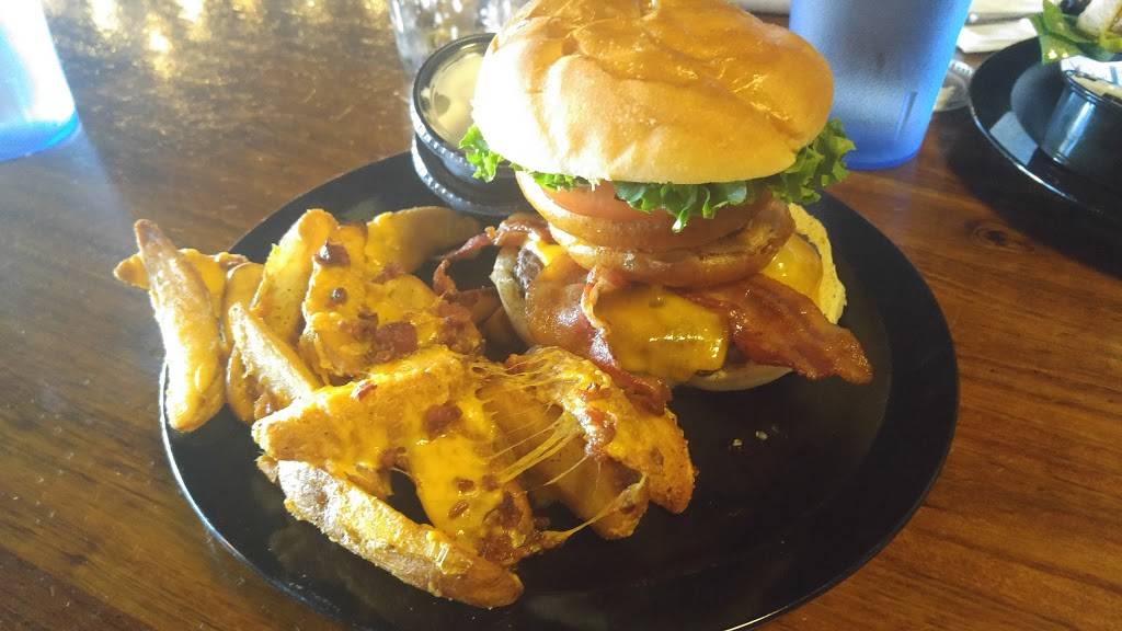 Maxwell’s Eatery | restaurant | 1344 Market St, Redding, CA 96001, USA | 5302477200 OR +1 530-247-7200