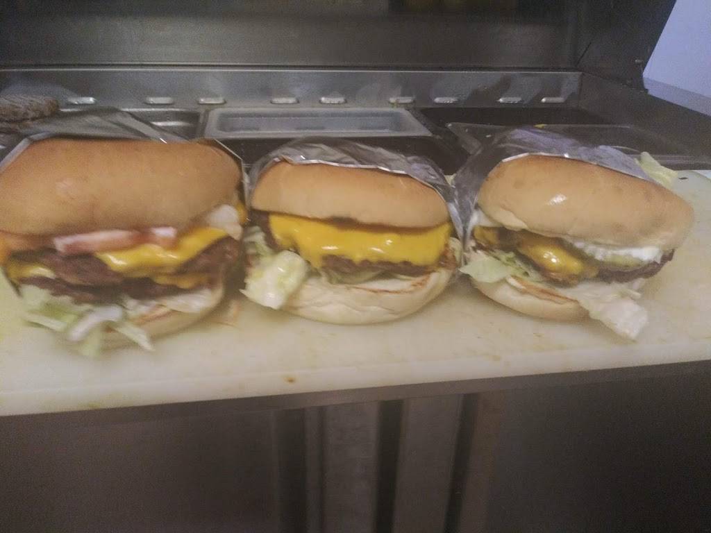 Sams Southern Eatery Austintown | restaurant | 4837 Mahoning Ave, Austintown, OH 44515, USA | 3309530067 OR +1 330-953-0067