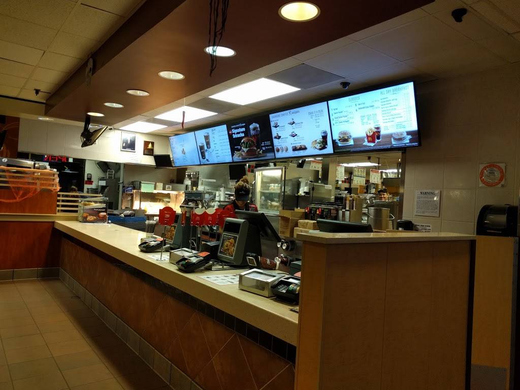 McDonalds | cafe | 1526 W Edinger Ave, Santa Ana, CA 92704, USA | 7145465612 OR +1 714-546-5612