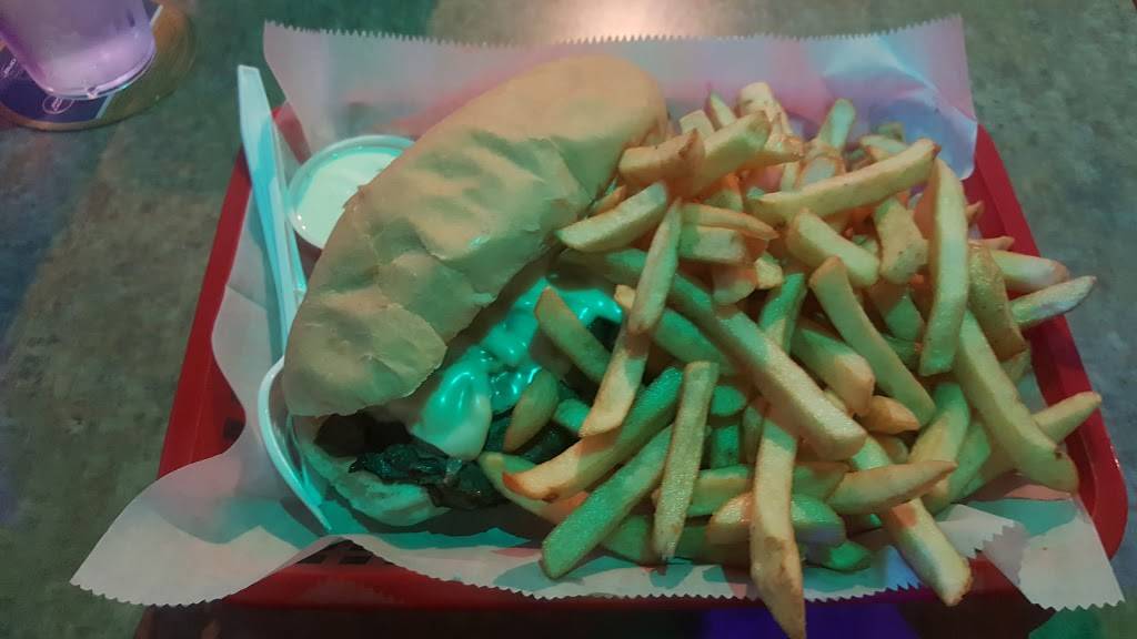 Tippy Canoe Bar & Grill LLC | restaurant | Country Road C, Casco, WI 54205, USA | 9208372727 OR +1 920-837-2727