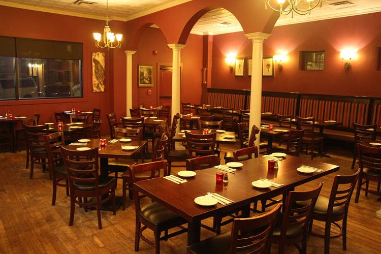 Butchs Uptown | restaurant | 63 Locke St, Haverhill, MA 01830, USA | 9788915178 OR +1 978-891-5178