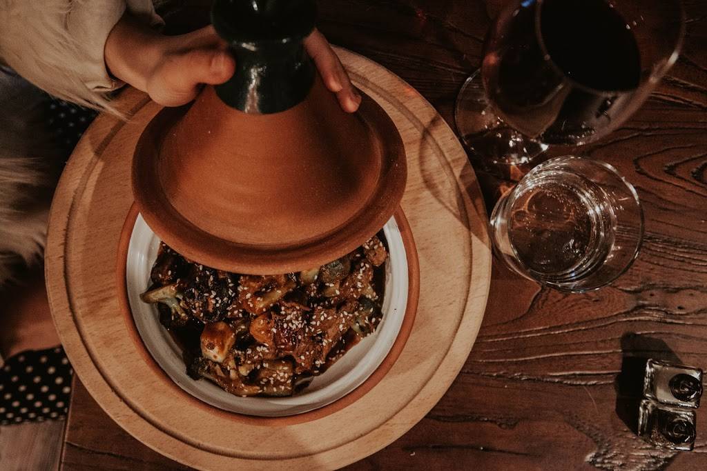 Black & Caspian | restaurant | 2908 N Broadway, Chicago, IL 60657, USA | 7737998836 OR +1 773-799-8836