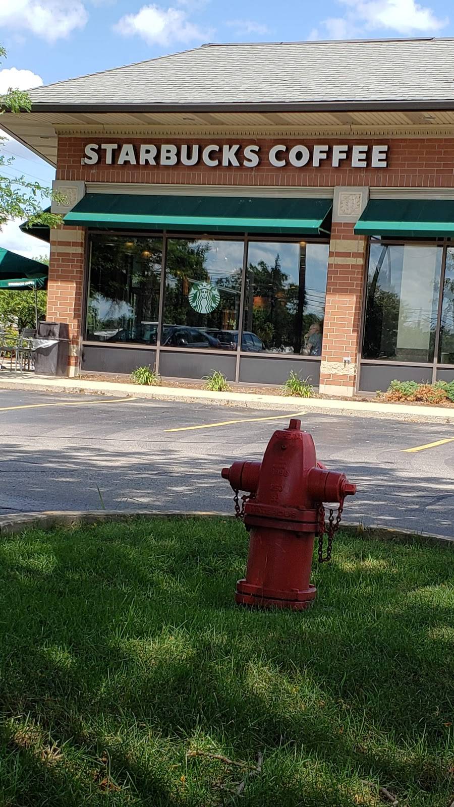 Starbucks | cafe | 1681 South, Illinois Rte 59, Bartlett, IL 60103, USA | 6303721165 OR +1 630-372-1165