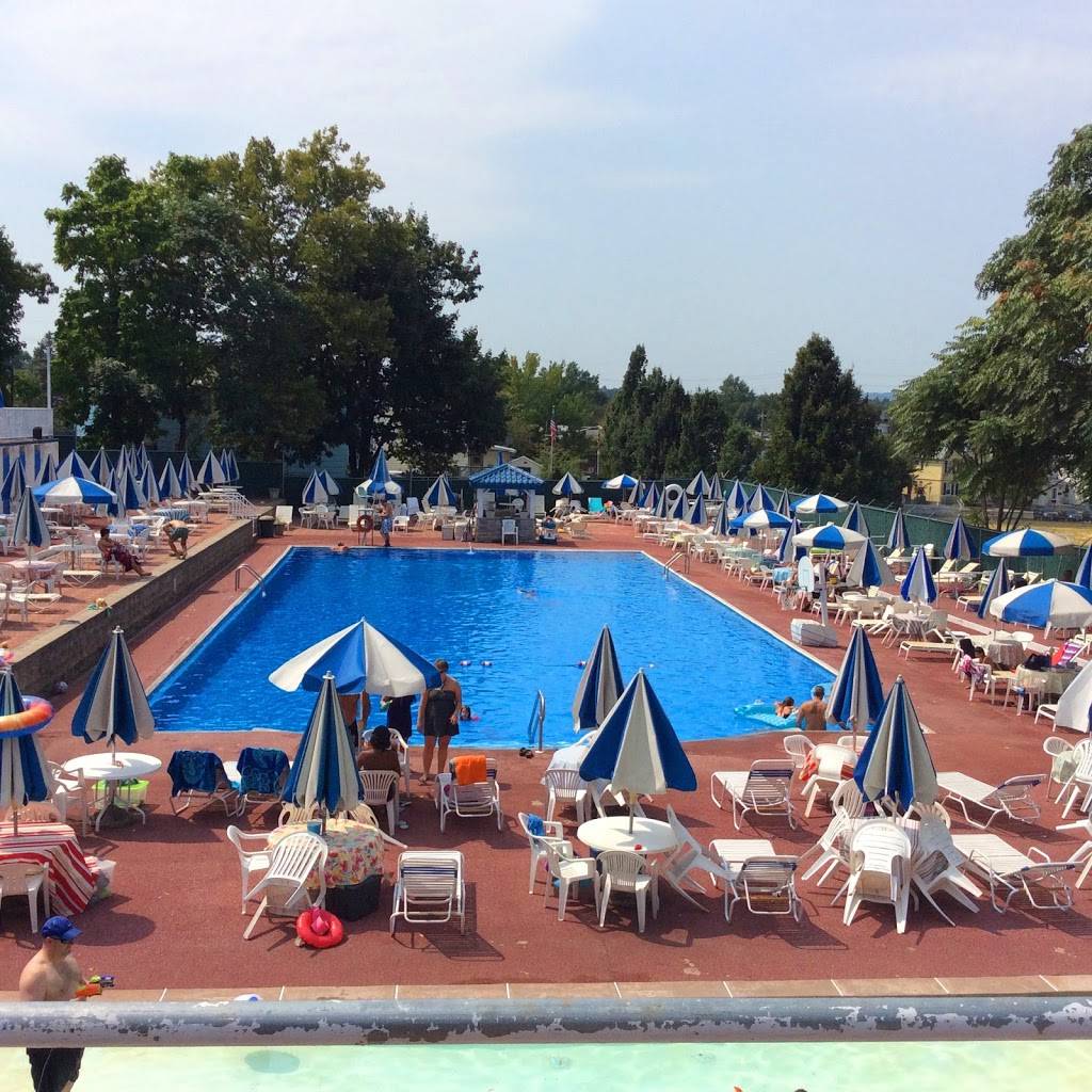 Diamond Spring Restaurant & Beach Club | restaurant | 35 Evergreen Ave, Nutley, NJ 07110, USA | 9736613020 OR +1 973-661-3020