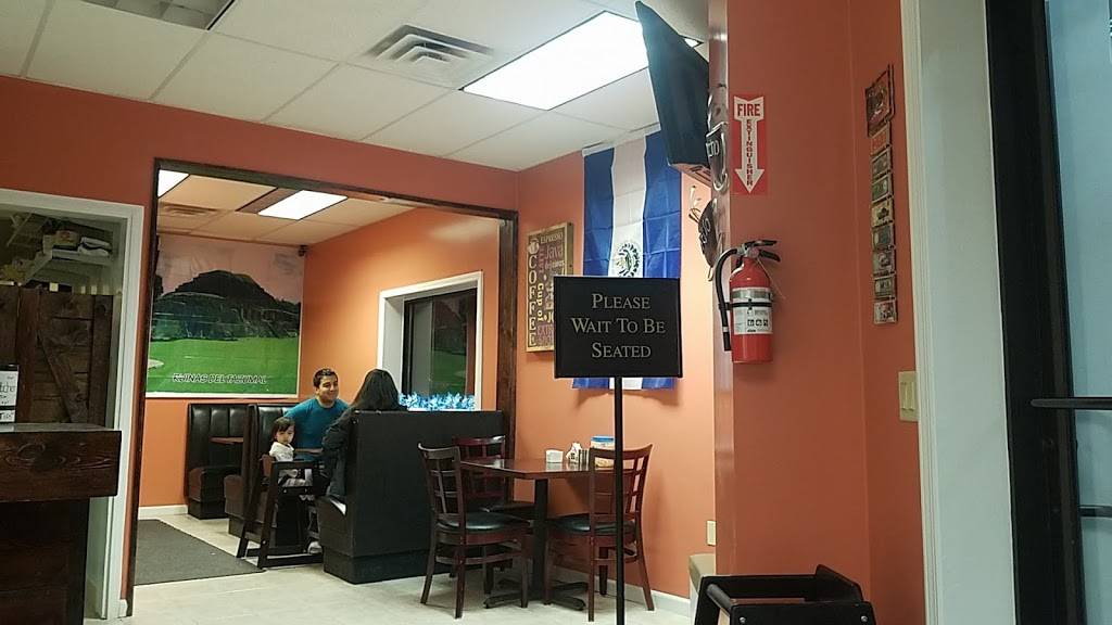 Mias cocinita | restaurant | 305 S Locust St, Grand Island, NE 68801, USA | 3086753413 OR +1 308-675-3413