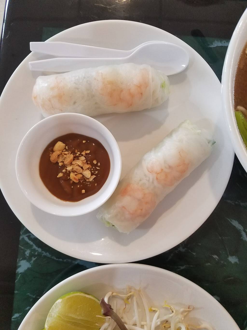 Noodle House | restaurant | 2004 N Broadwell Ave, Grand Island, NE 68803, USA | 3086752588 OR +1 308-675-2588