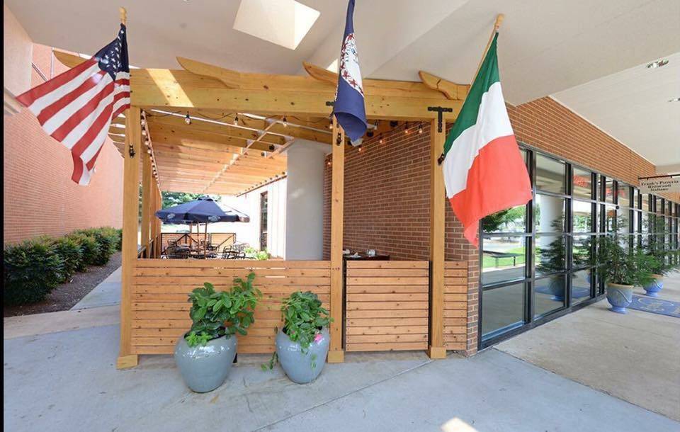 Franks Ristorante & Pizzeria | restaurant | 3054 Stony Point Rd, Richmond, VA 23235, USA | 8045601613 OR +1 804-560-1613