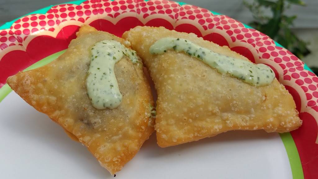 Carolines Kitchen | restaurant | 411 W Main St suite a, Tomball, TX 77375, USA | 2815168117 OR +1 281-516-8117