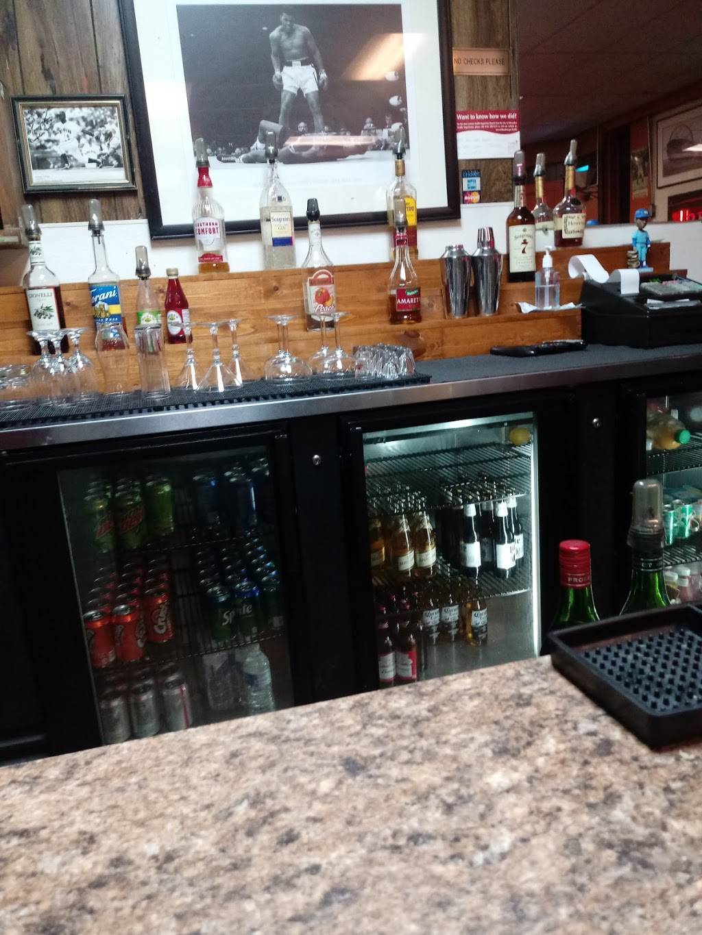 Bungalow Restaurant | restaurant | 3466 N 14th St, Milwaukee, WI 53206, USA | 4142659117 OR +1 414-265-9117