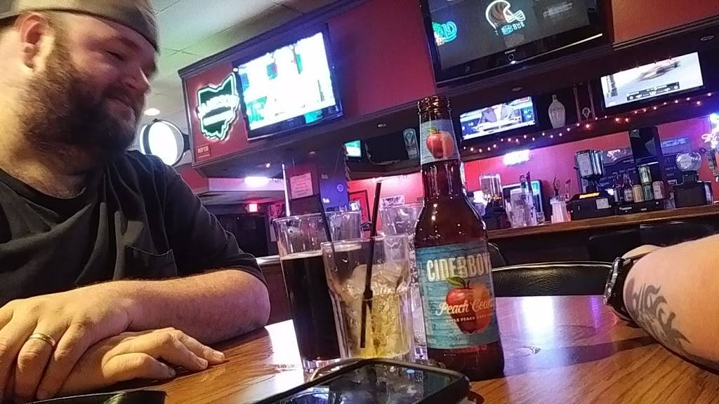 LugNutz Bar and Grill | restaurant | 22 Donald Dr, Fairfield, OH 45014, USA | 5139393333 OR +1 513-939-3333