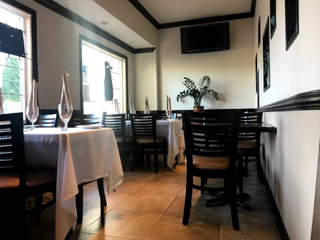 New Canton Restaurant | restaurant | 13015 Philadelphia St, Whittier, CA 90601, USA | 5626987315 OR +1 562-698-7315