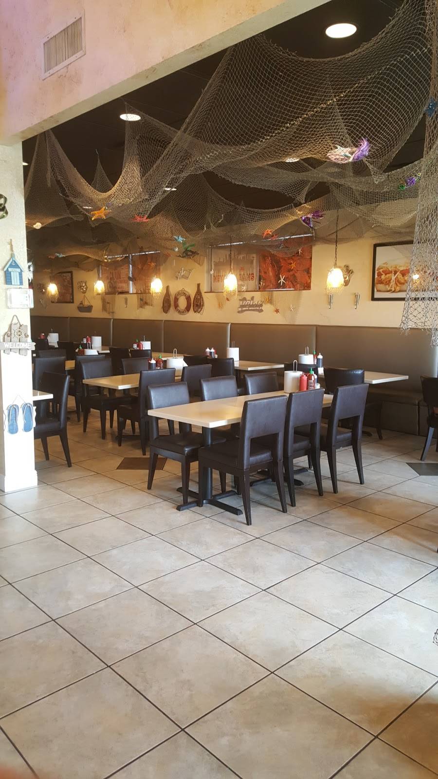 King Cajun Crawfish | restaurant | 9728 E Colonial Dr, Orlando, FL 32817, USA | 4079307670 OR +1 407-930-7670