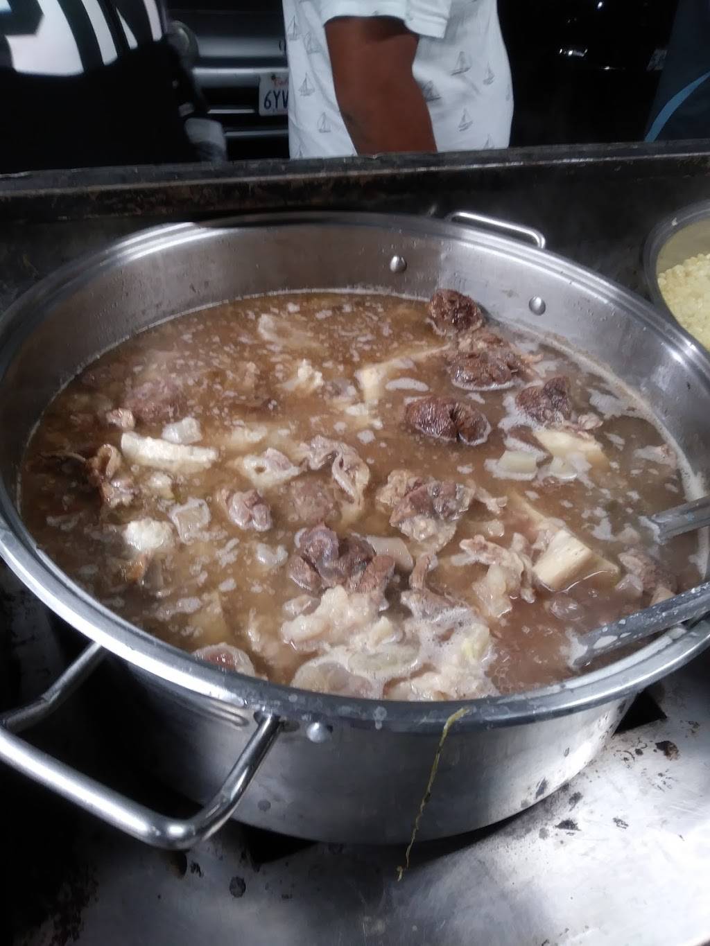 Mariscos El Malecon | restaurant | 9959 International Blvd, Oakland, CA 94603, USA | 5106351411 OR +1 510-635-1411