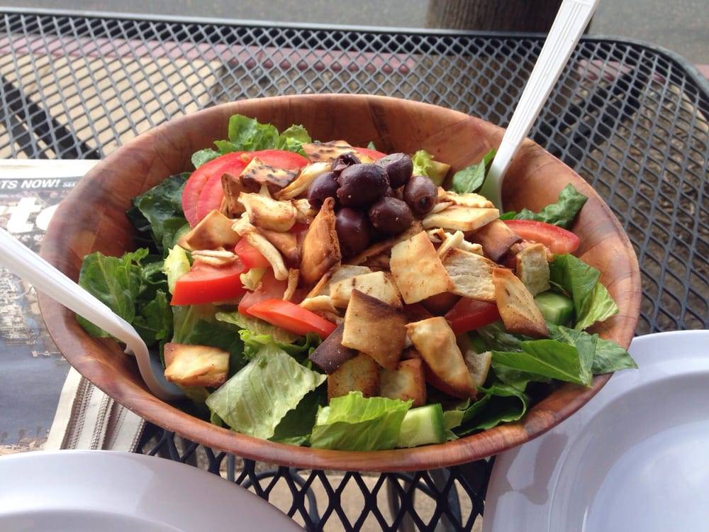 Uptown Pizza | restaurant | 2200 Outlet Center Dr #440, Oxnard, CA 93036, USA | 8059834151 OR +1 805-983-4151