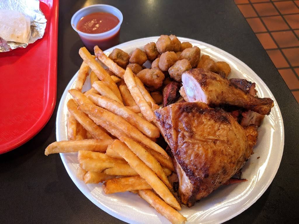 Donns Barbeque & Catering | restaurant | 5568, 2617 S IH 35 Frontage Rd, Austin, TX 78741, USA | 5123826720 OR +1 512-382-6720