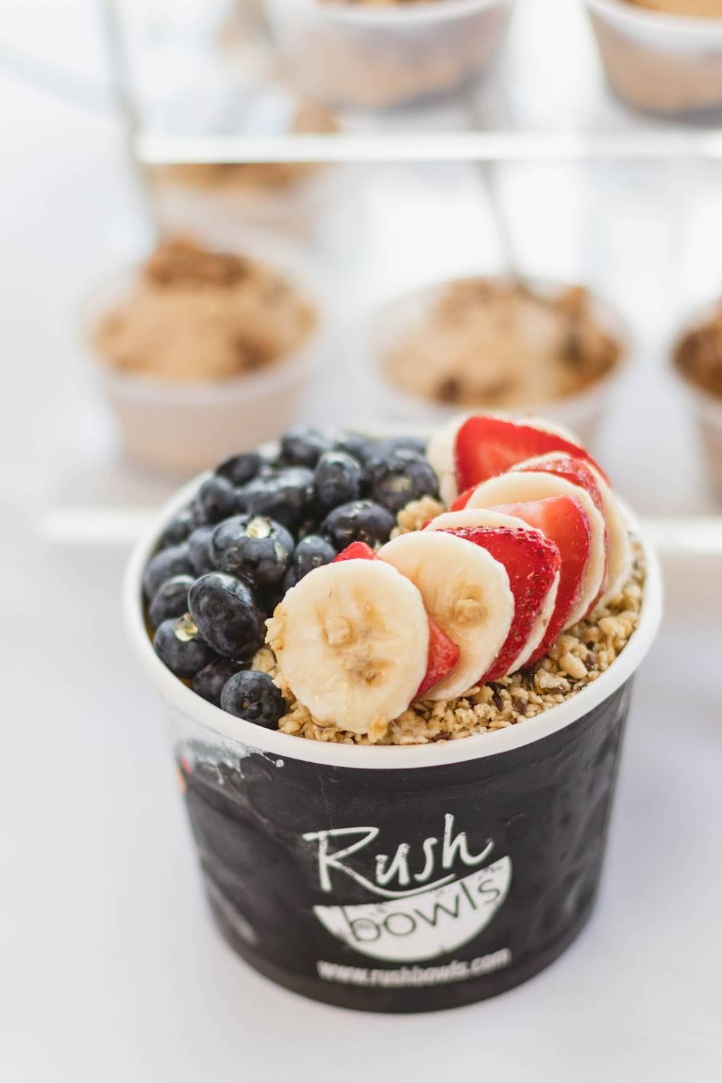Rush Bowls | restaurant | 6765 Winning Dr, Frisco, TX 75034, USA | 4697773757 OR +1 469-777-3757