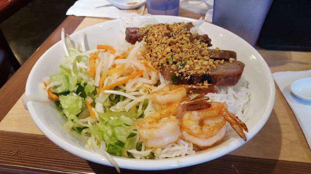 Huong Lan 9 | restaurant | 4965 N Fresno St, Fresno, CA 93726, USA | 5592218000 OR +1 559-221-8000