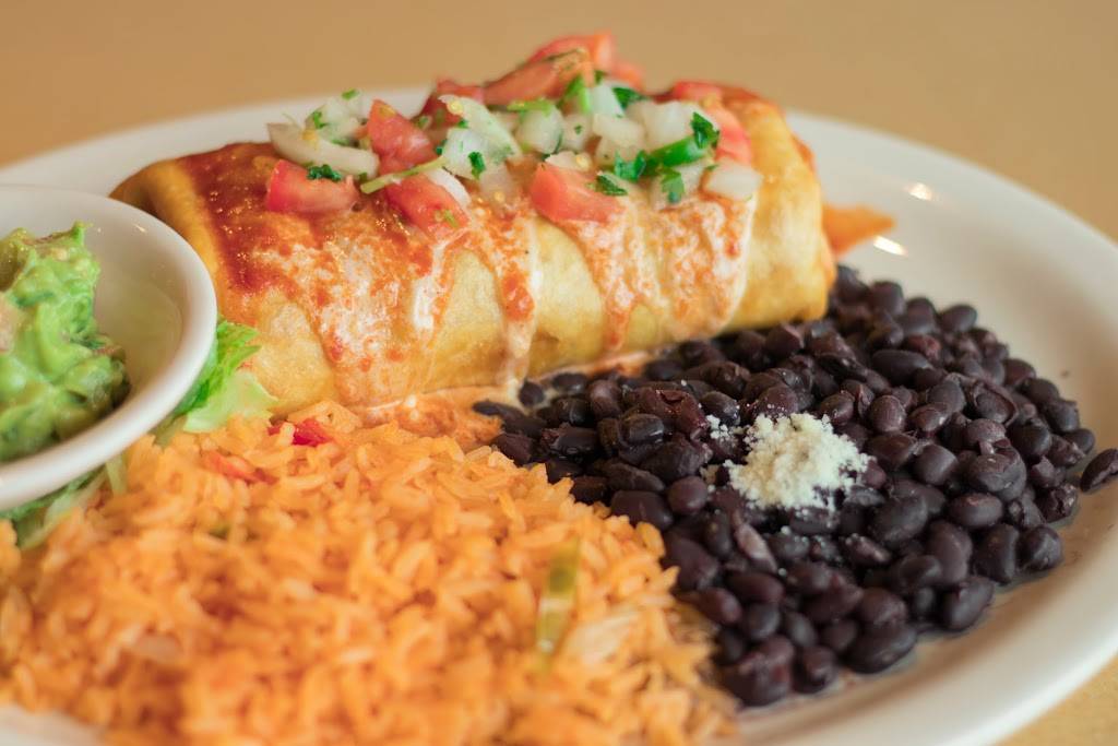Fiesta Mexican Restaurant | restaurant | 117 County St, Somerset, MA 02726, USA | 5086729356 OR +1 508-672-9356