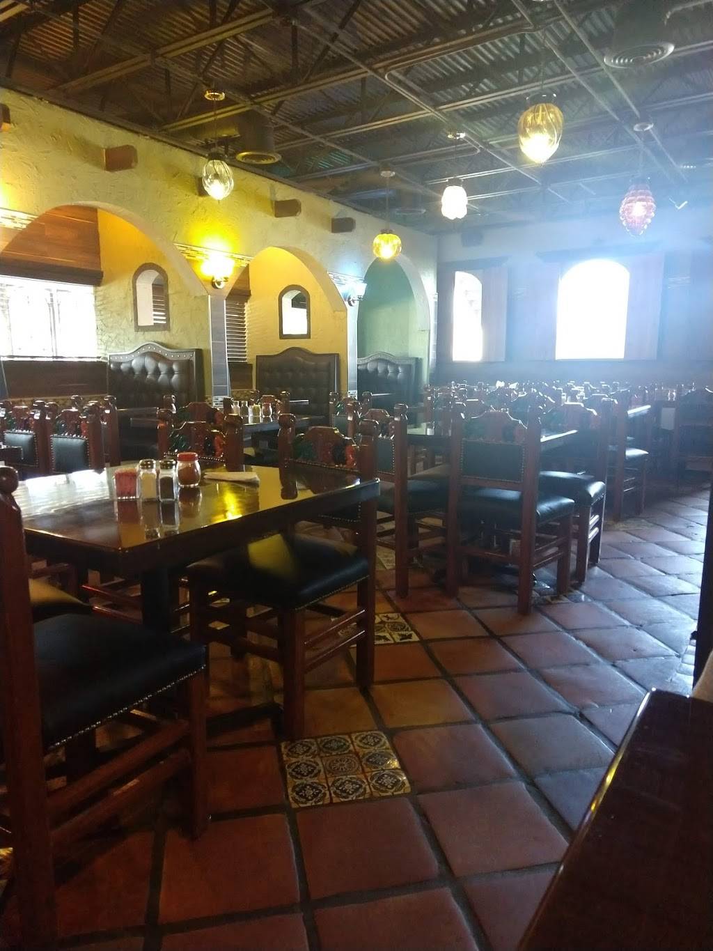 Salsas Mexican Restaurant | restaurant | 509 Springridge Rd B, Clinton, MS 39056, USA | 6019243733 OR +1 601-924-3733