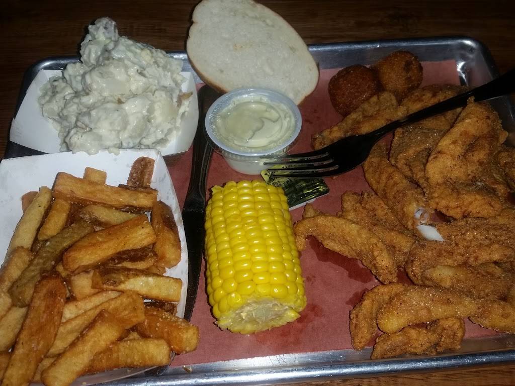 Smoked to the Bone | restaurant | 309 N Front St, Iuka, IL 62849, USA | 6183234115 OR +1 618-323-4115