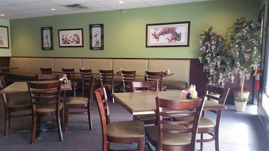 Tangs Chinese Restaurant | restaurant | 111 US-45, Grayslake, IL 60030, USA | 8475488882 OR +1 847-548-8882