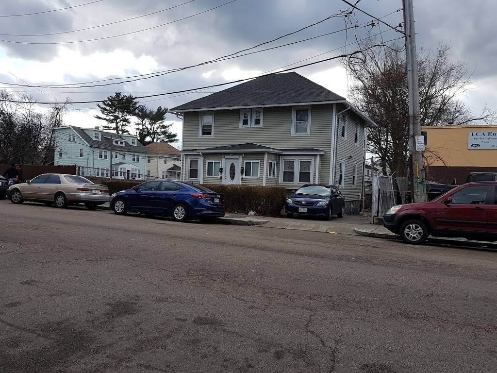 Dominos Pizza | meal delivery | 4000 Washington St, Roslindale, MA 02131, USA | 6173186100 OR +1 617-318-6100