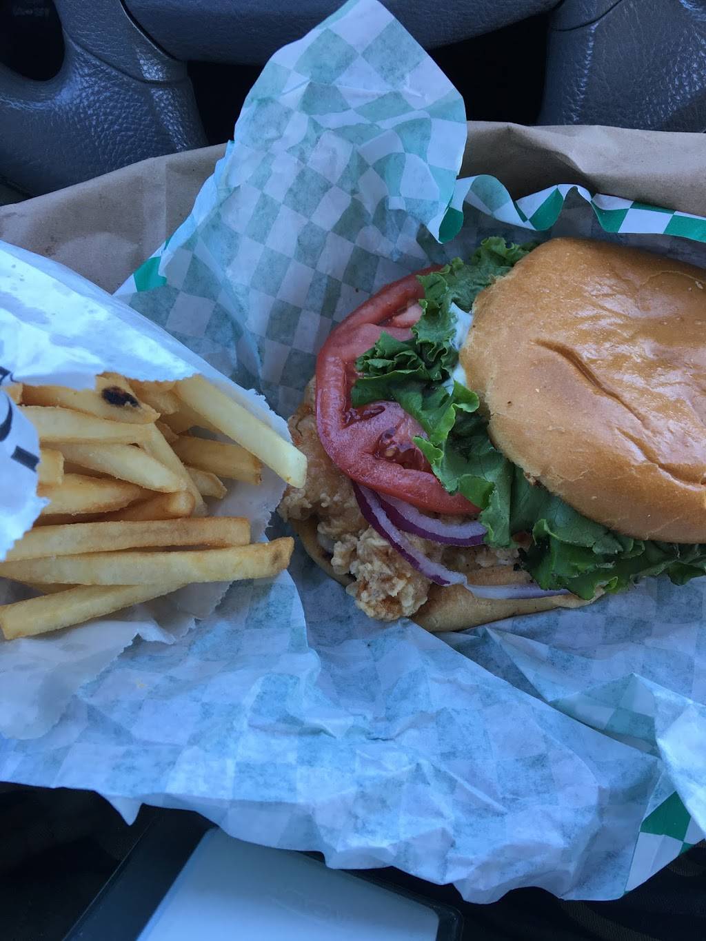 Yummi chic | restaurant | 745 Chastain Rd, Kennesaw, GA 30144, USA | 7706272203 OR +1 770-627-2203