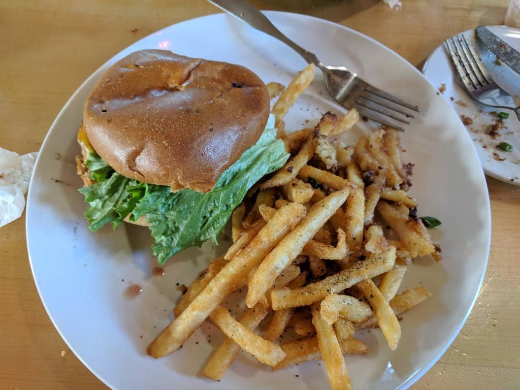 Norwoods Eatery & Treehouse Bar | restaurant | 400 E 2nd Ave, New Smyrna Beach, FL 32169, USA | 3864284621 OR +1 386-428-4621