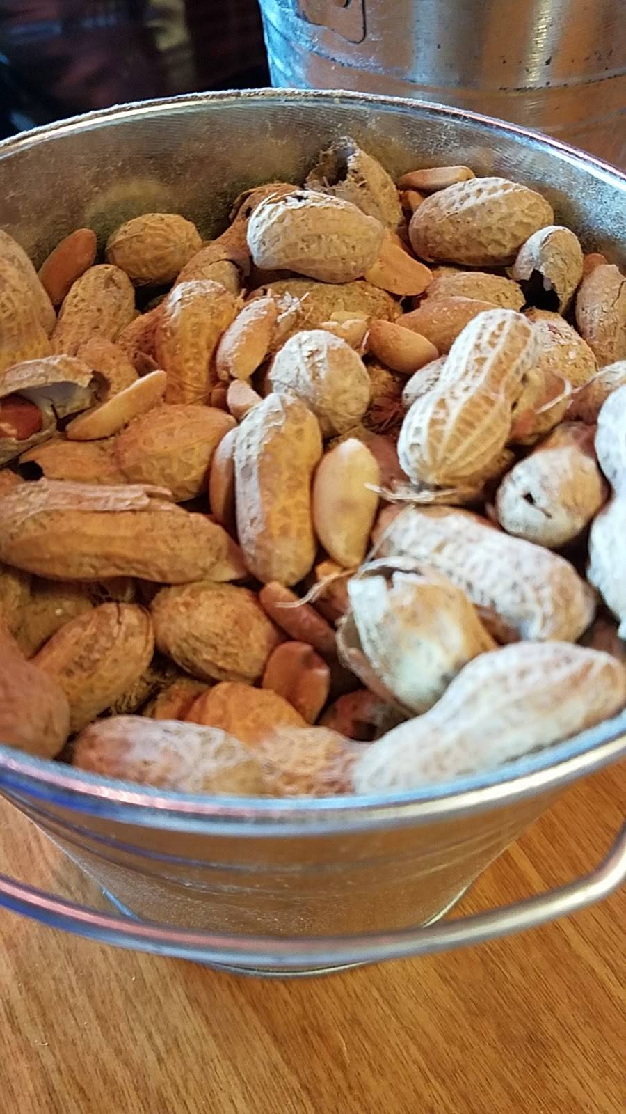 Texas Roadhouse | restaurant | 26 Whitten Rd, Augusta, ME 04330, USA | 2076218383 OR +1 207-621-8383