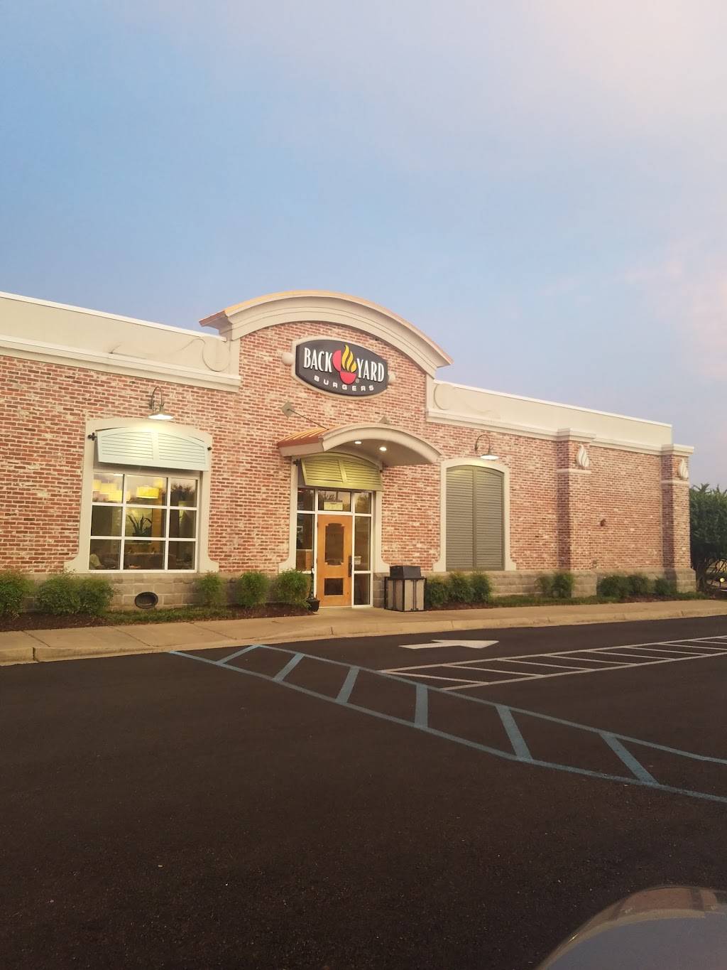 Back Yard Burgers | restaurant | 1863 Main St, Madison, MS 39110, USA | 6018561449 OR +1 601-856-1449