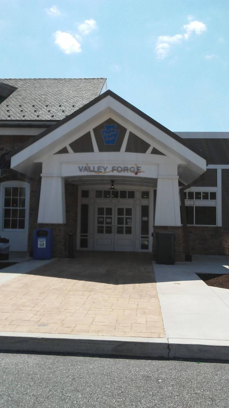 Valley Forge Service Plaza | cafe | 1495 Valley Forge Rd, Wayne, PA 19087, USA | 6109758940 OR +1 610-975-8940