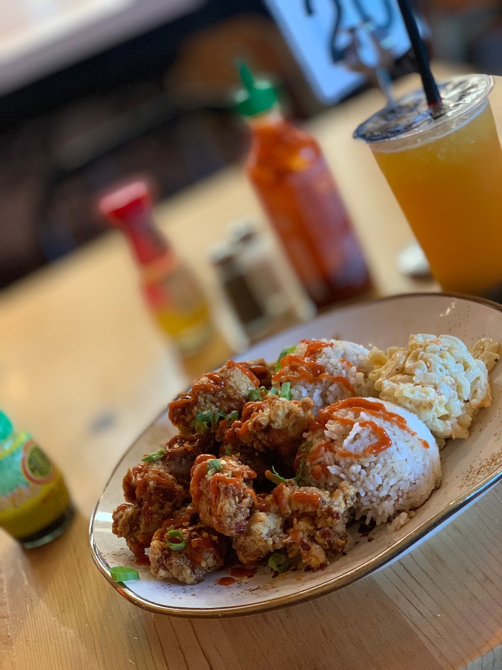 9th Island Grill | restaurant | 9410 W Sahara Ave #130, Las Vegas, NV 89117, USA | 7024833085 OR +1 702-483-3085