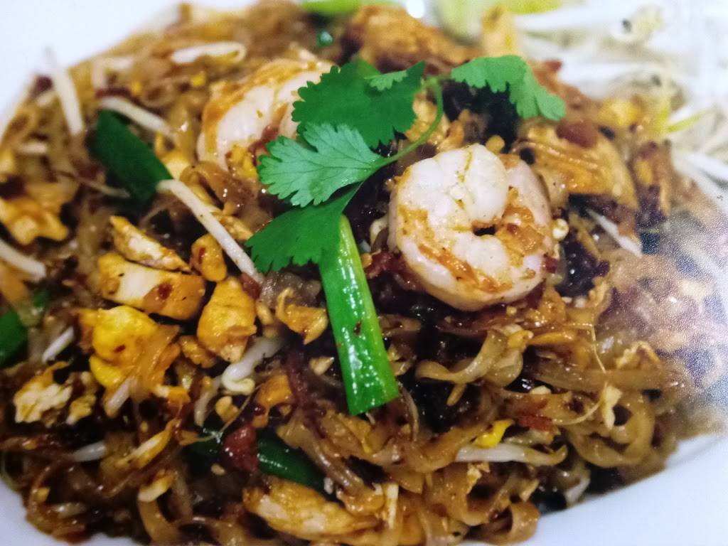 Thai Noodle King by Koze | restaurant | 9887 Alondra Blvd, Bellflower, CA 90706, USA | 5629253399 OR +1 562-925-3399
