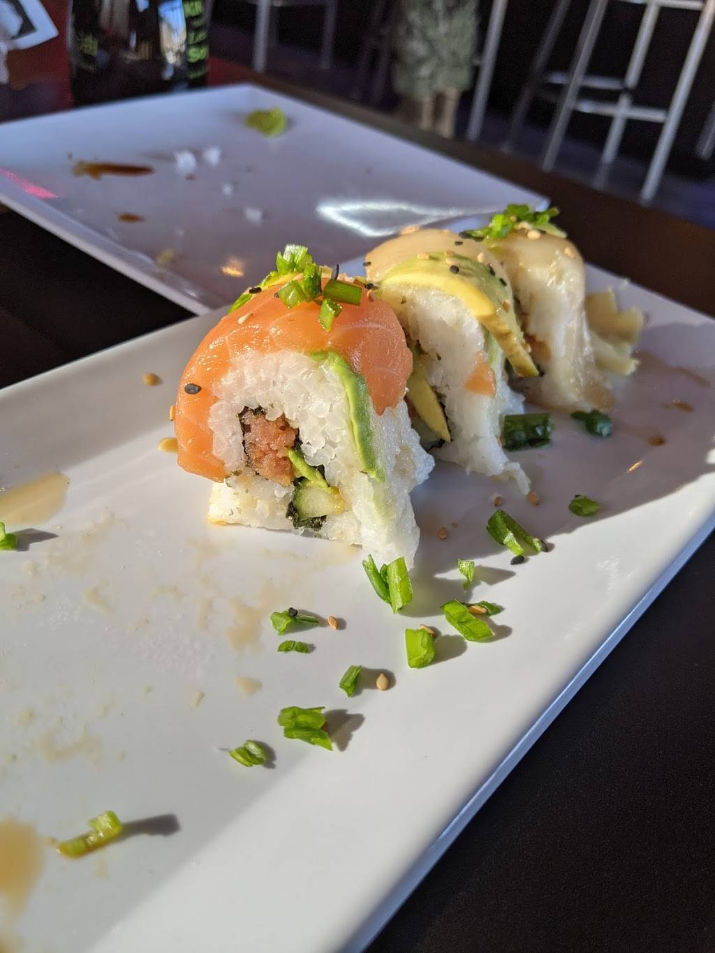 Rock N Roll Sushi | restaurant | 733 Lake Harbour Dr suite k, Ridgeland, MS 39157, USA | 7693001911 OR +1 769-300-1911