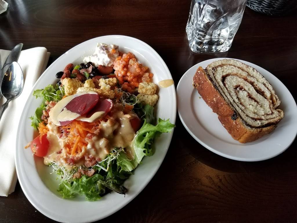 The Old Grist Mill Tavern | restaurant | 390 Fall River Ave, Seekonk, MA 02771, USA | 5083368460 OR +1 508-336-8460