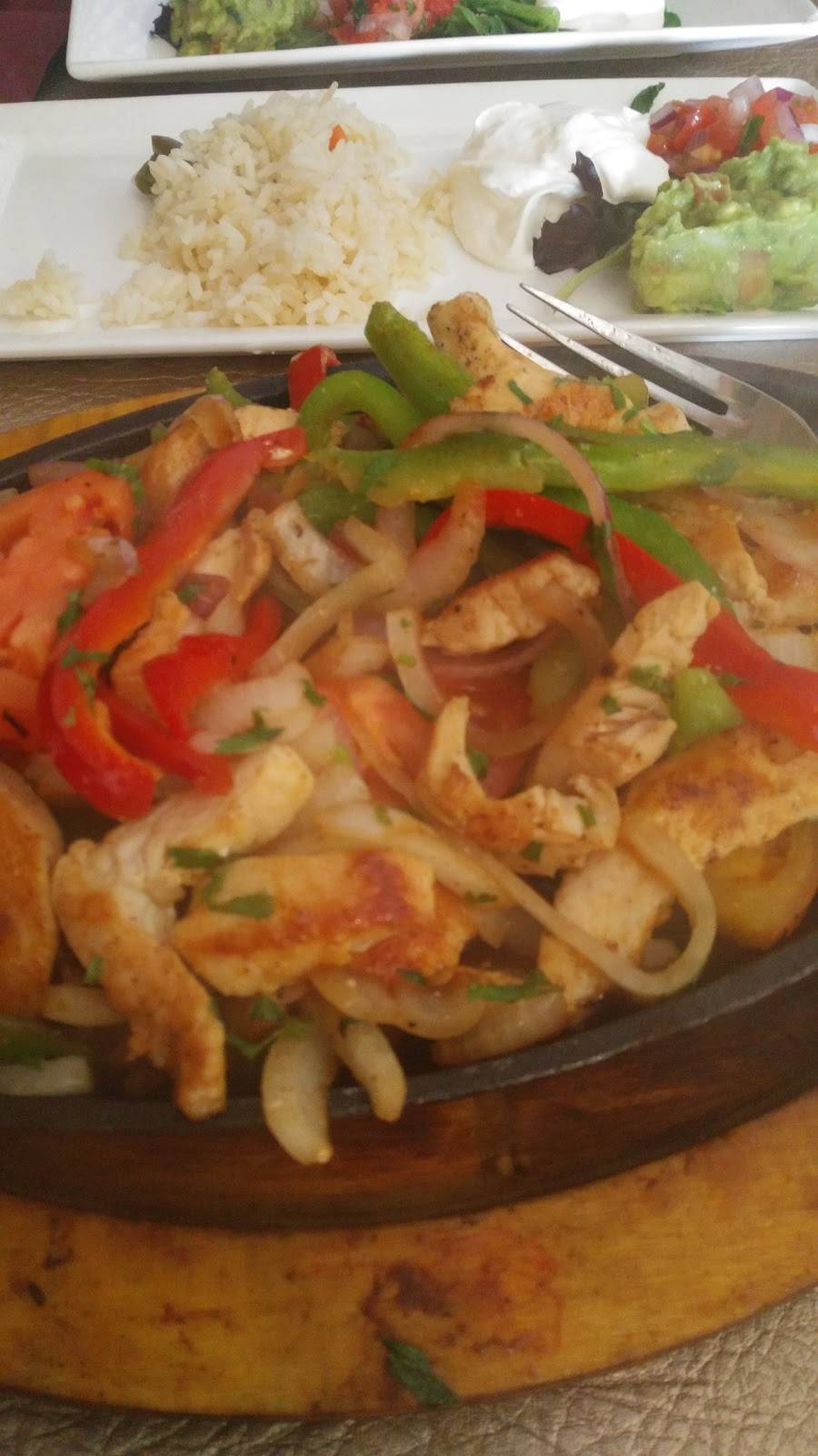 El Paraiso Restaurant | restaurant | 6515 New Hampshire Ave, Chillum, MD 20912, USA | 3012701190 OR +1 301-270-1190