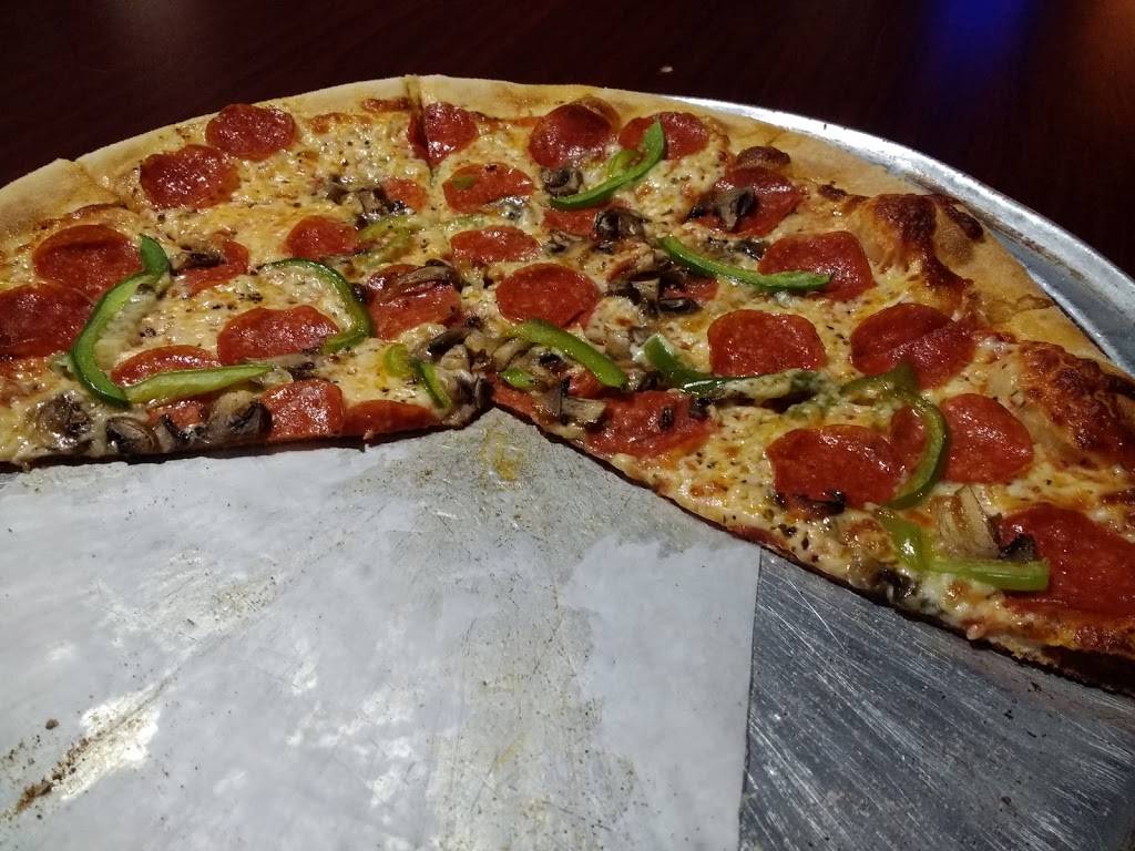 Good Fellas Brick Oven Pizzeria | restaurant | 66 Washington St, Rochester, NH 03867, USA | 6033329842 OR +1 603-332-9842