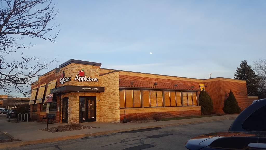 Applebees Grill + Bar | restaurant | 4710 E Towne Blvd, Madison, WI 53704, USA | 6082441470 OR +1 608-244-1470